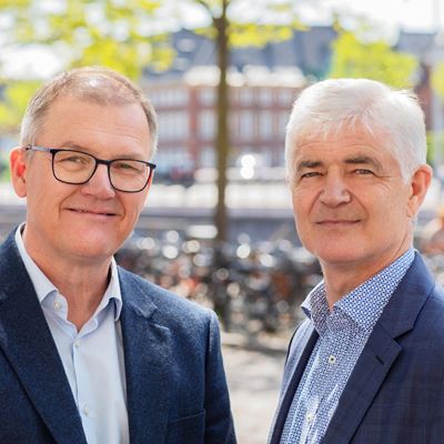 Adm. Bankdirektør John Christensen og Bankdirektør Jesper Schiøler